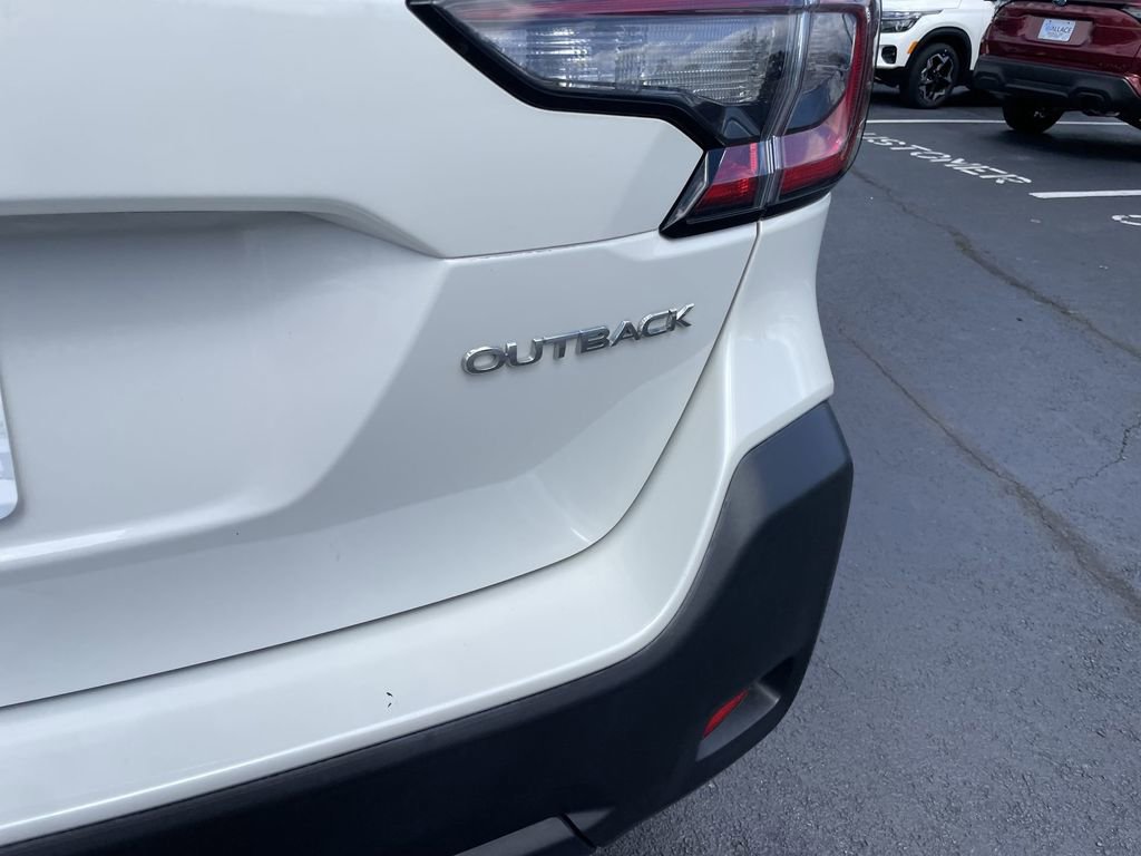 Used 2024 Subaru Outback Premium AWD/4WD image 6