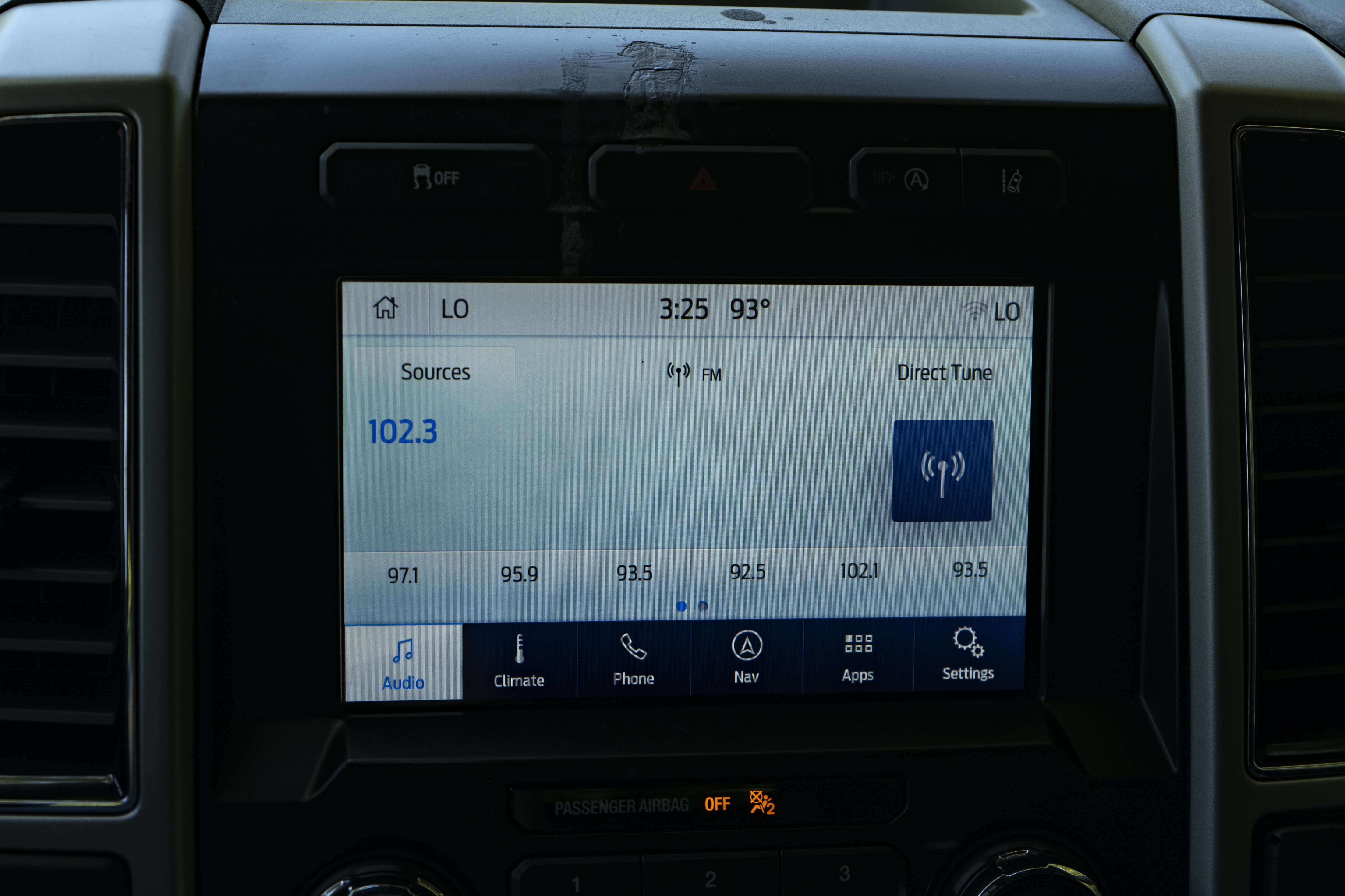 Used 2020 Ford F150 Lariat AWD/4WD image 29
