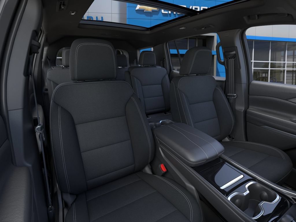 New 2026 Chevrolet Traverse LT w/ Sun and Wheel Package FWD image 18