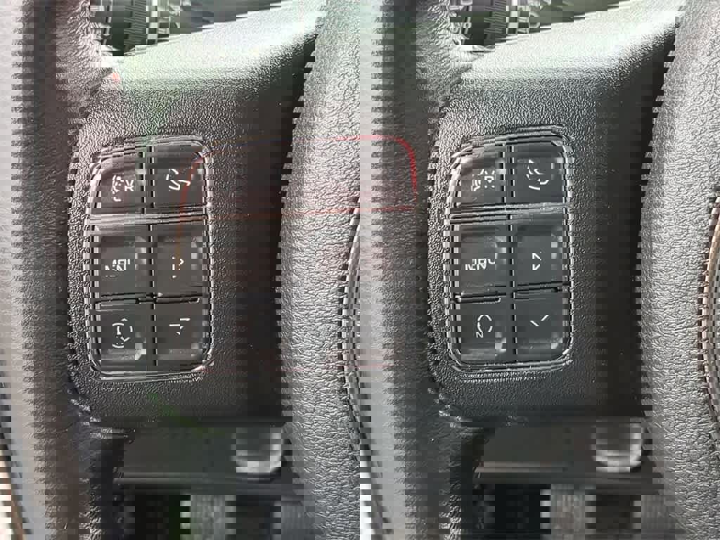 Used 2017 Jeep Wrangler Unlimited Sahara w/ Connectivity Group image 23