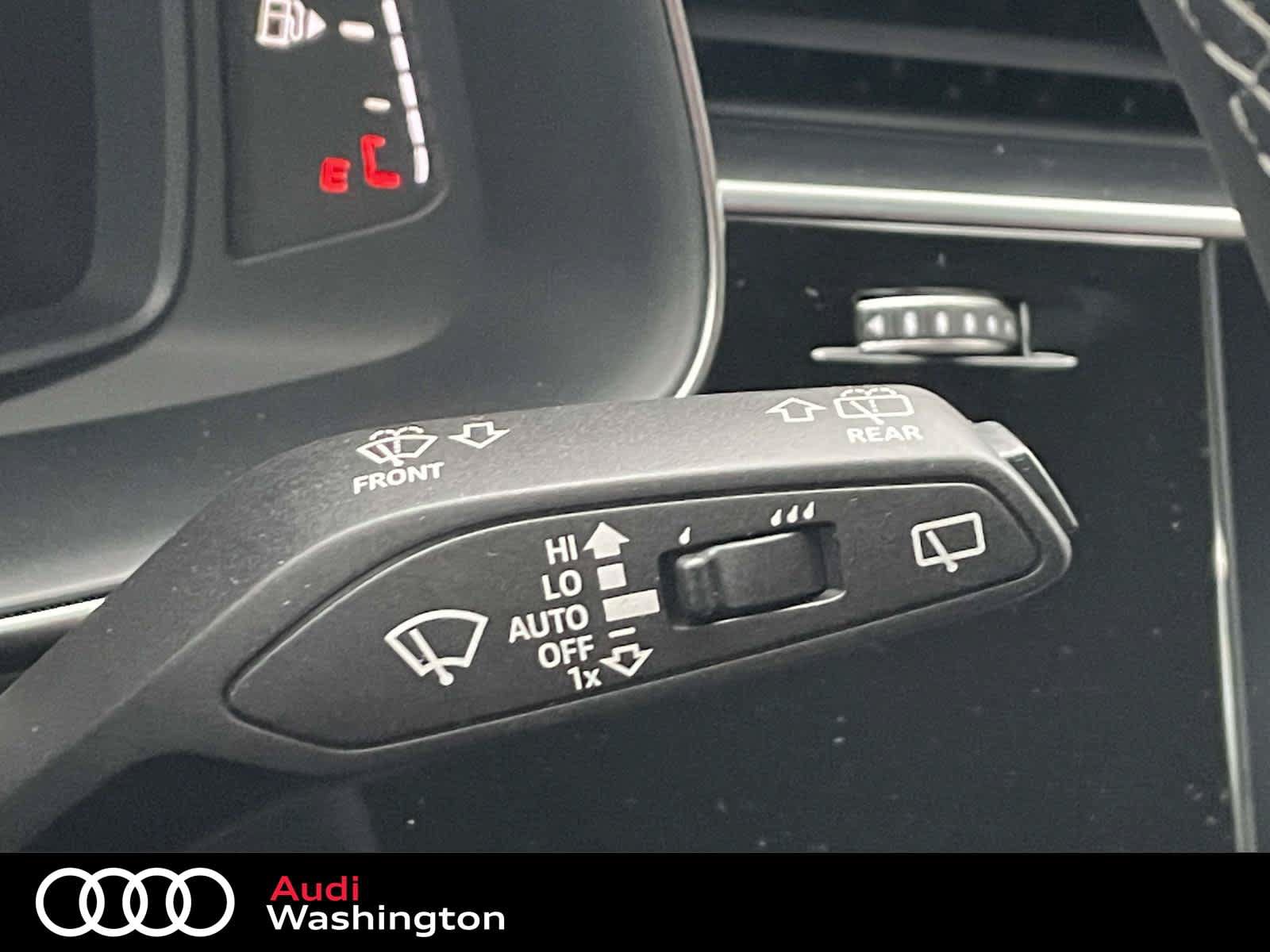 New 2026 Audi SQ8 Prestige AWD/4WD image 40