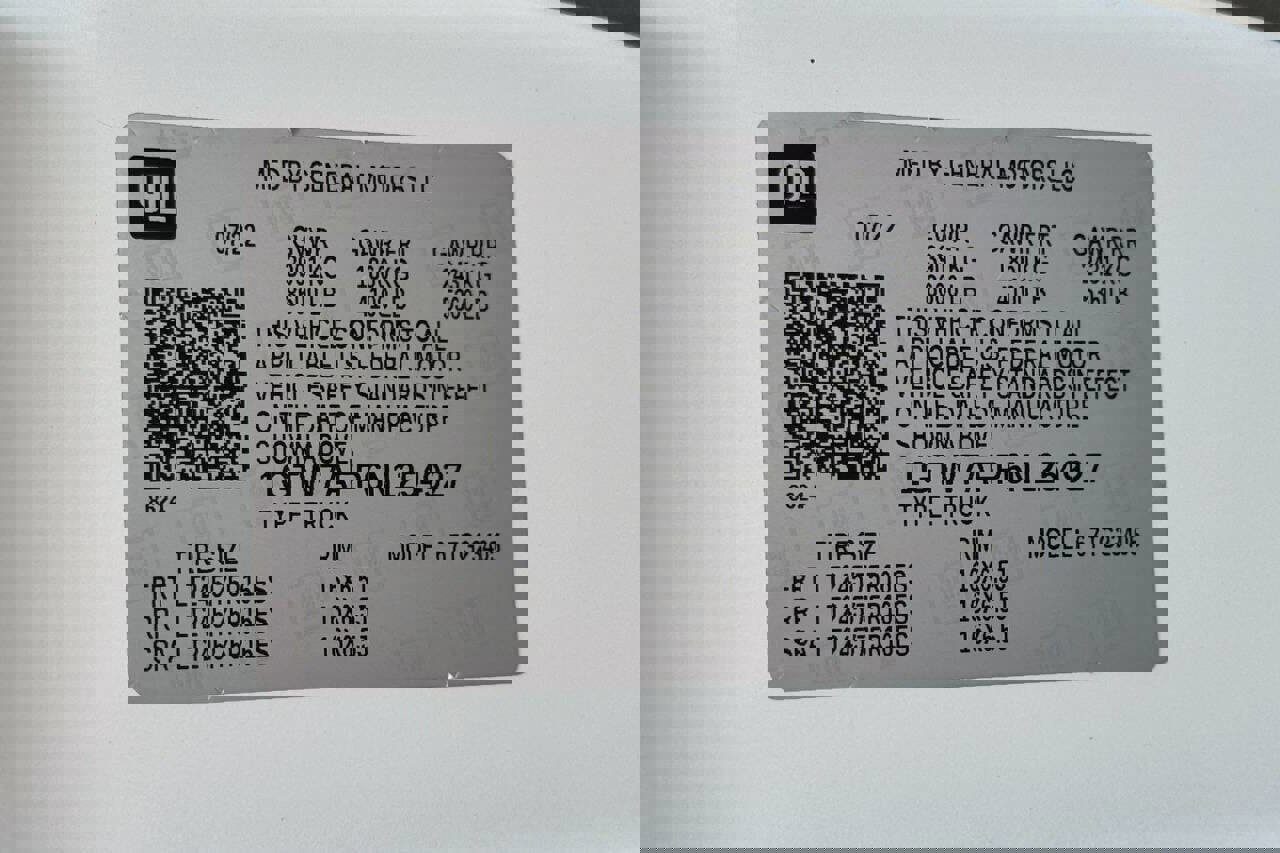 Used 2022 GMC Savana 2500 w/ Driver Convenience Package image 15