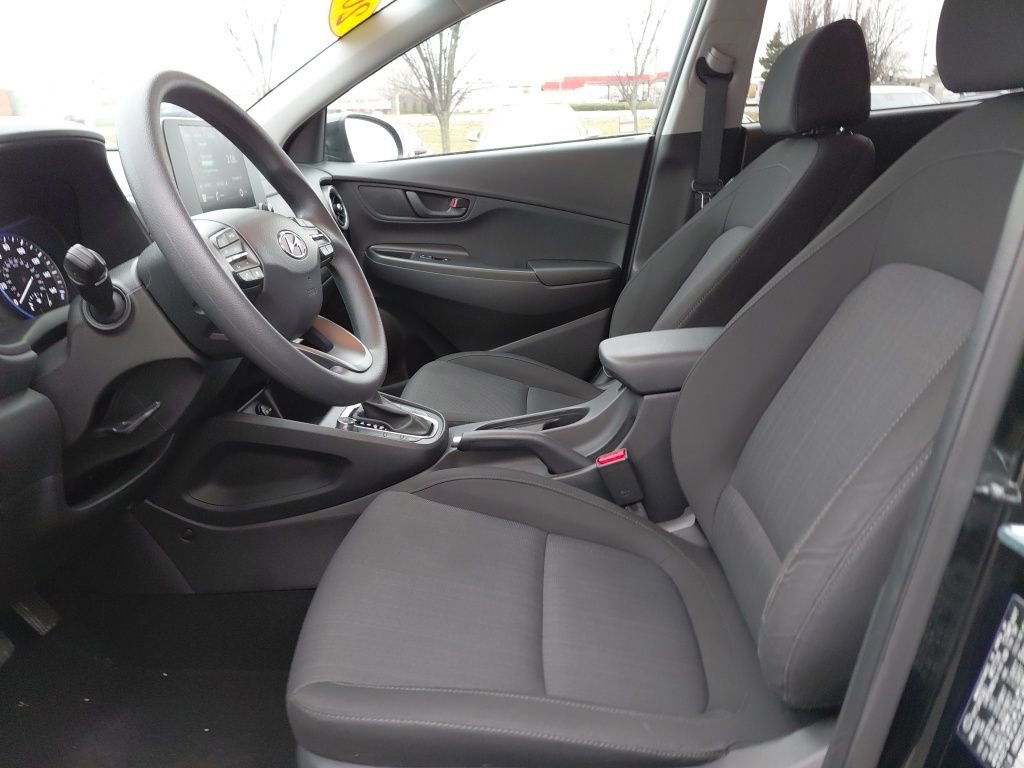 Used 2023 Hyundai Kona SEL image 18