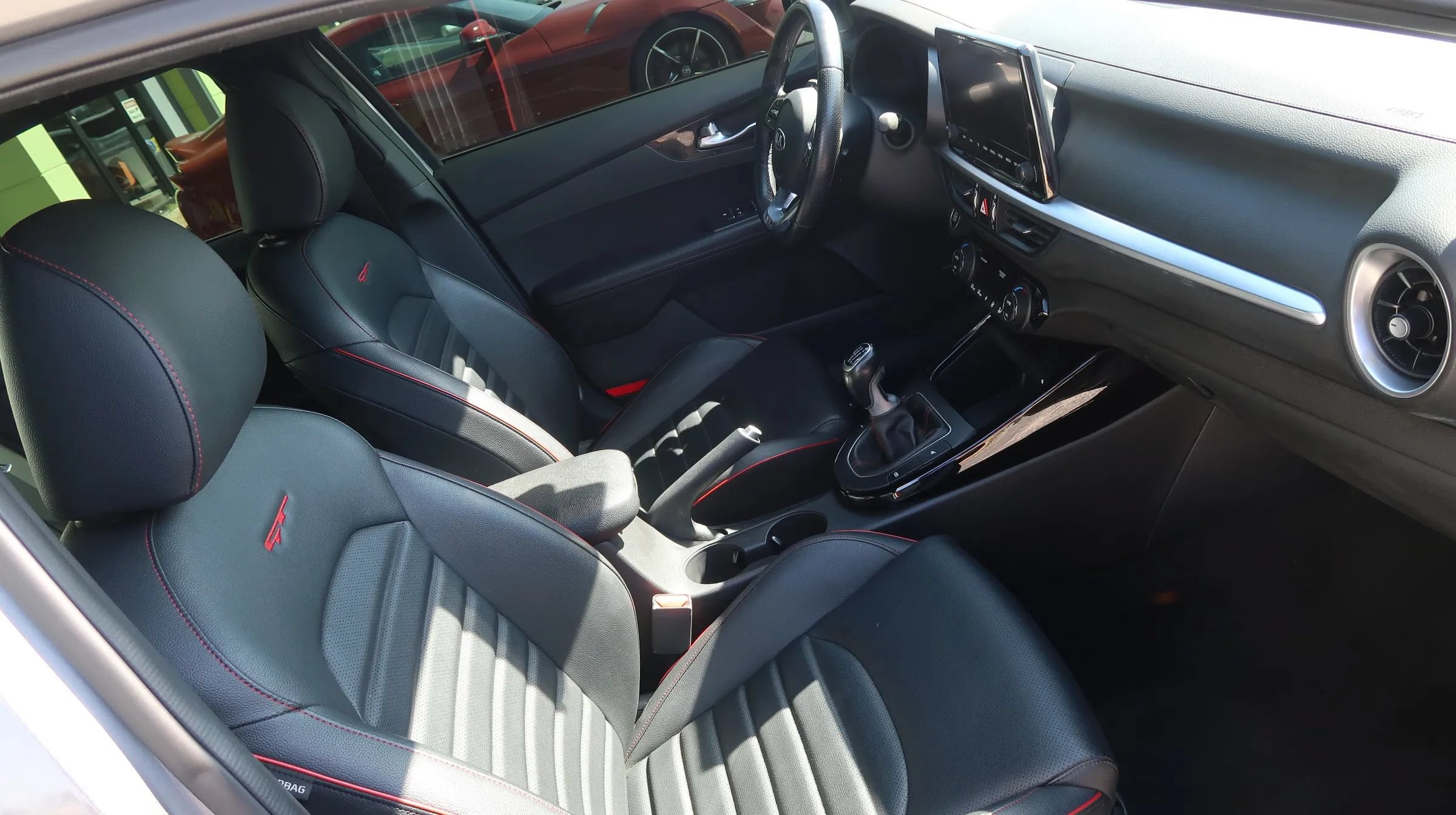 Used 2022 Kia Forte GT FWD image 25