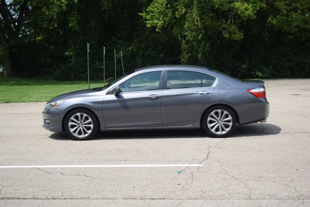 Used 2013 Honda Accord Sport image 22