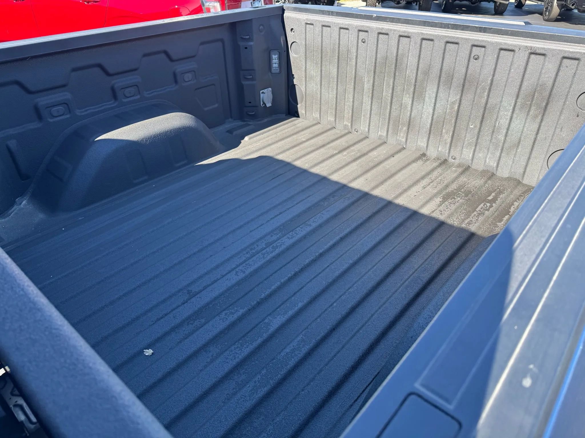 Used 2024 Chevrolet Silverado 1500 Custom image 18