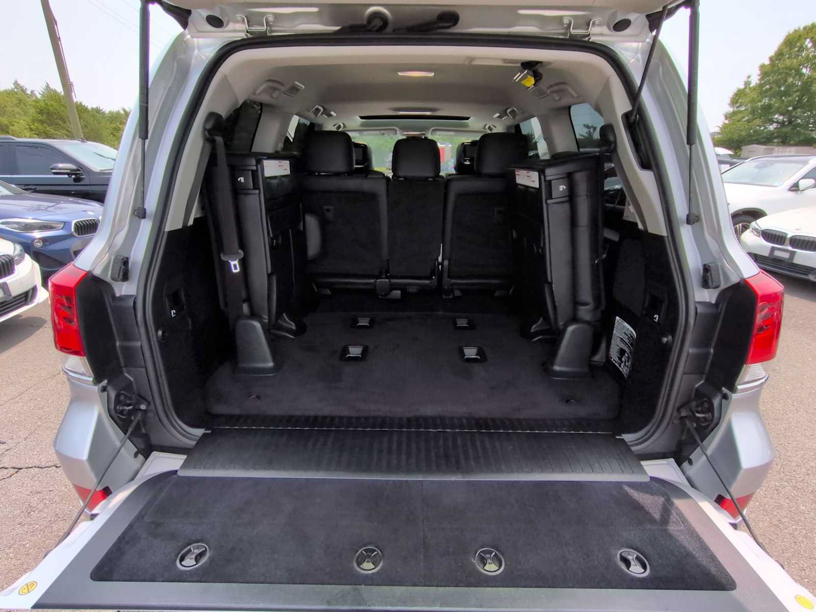 Used 2018 Toyota Land Cruiser AWD/4WD image 36