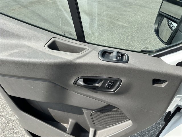 Certified 2024 Ford Transit 250 Low Roof w/ Exterior Upgrade Package image 28