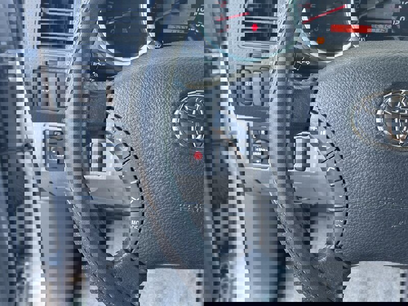 Used 2006 Toyota Tacoma PreRunner image 12