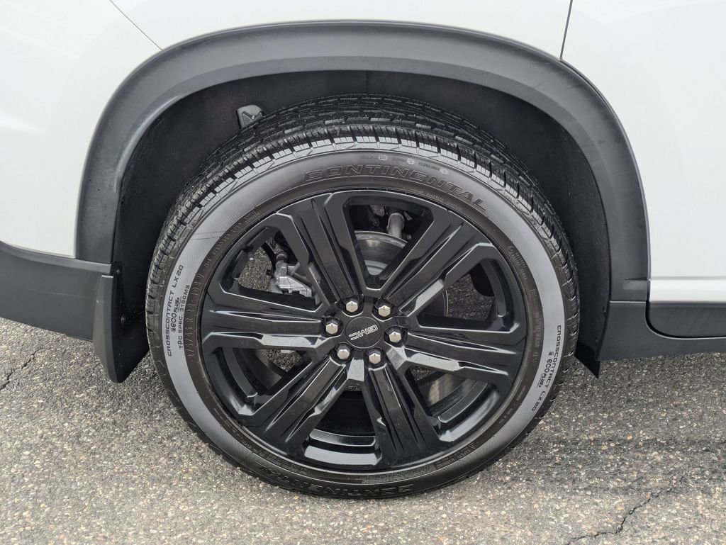 Used 2025 GMC Acadia Elevation w/ Black Edition image 30