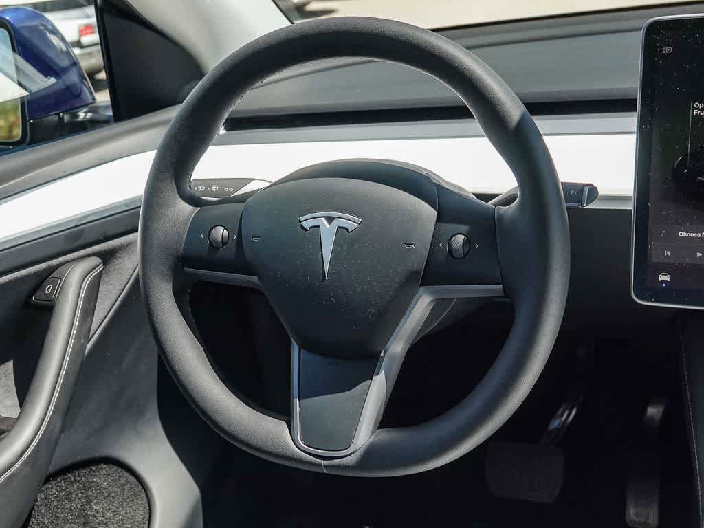Used 2023 Tesla Model Y Long Range AWD/4WD image 13