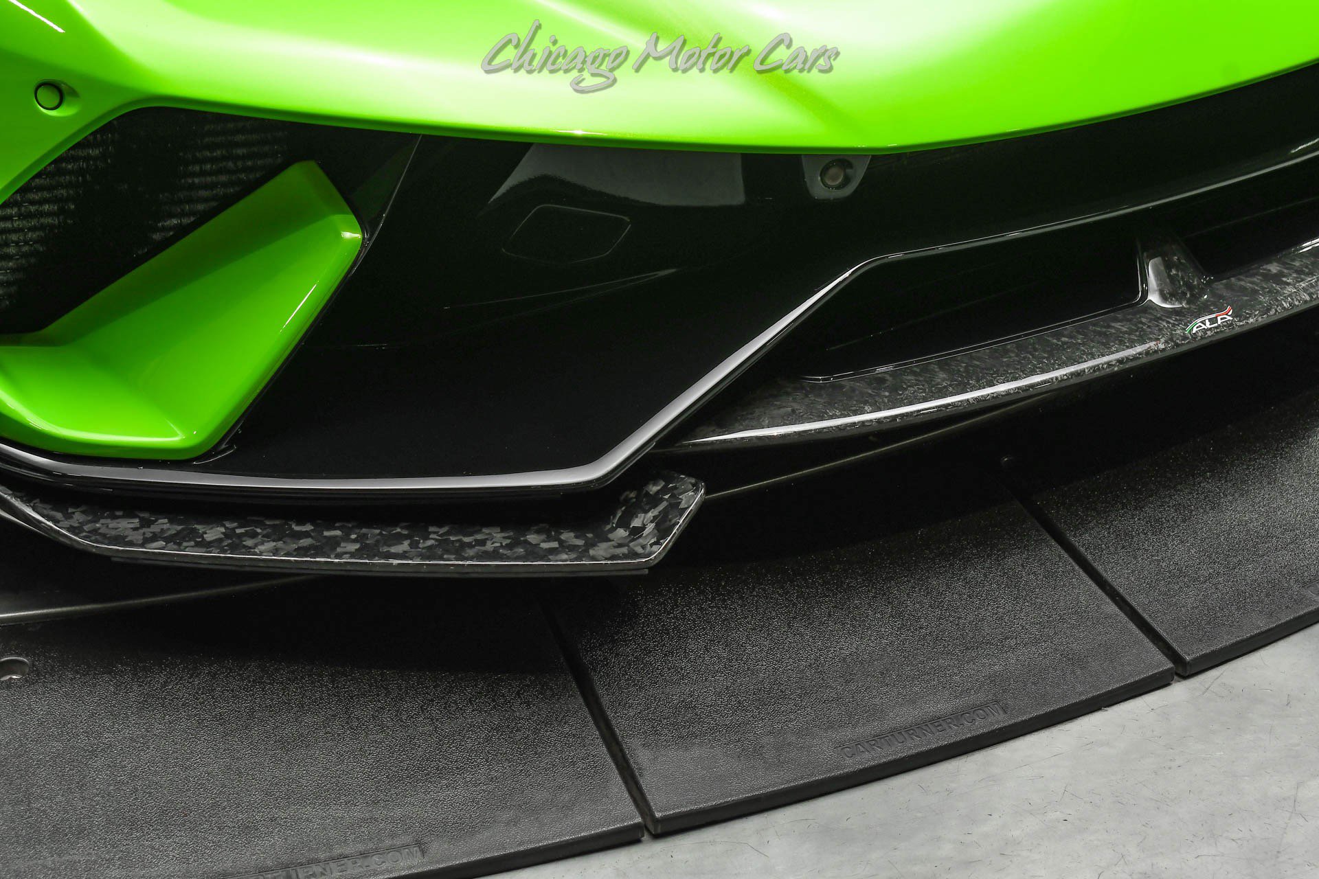 Used 2018 Lamborghini Huracan Performante image 45