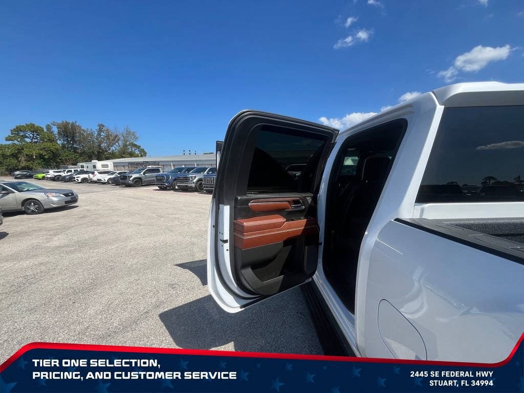 Used 2024 GMC Sierra 2500 Denali Ultimate AWD/4WD image 27