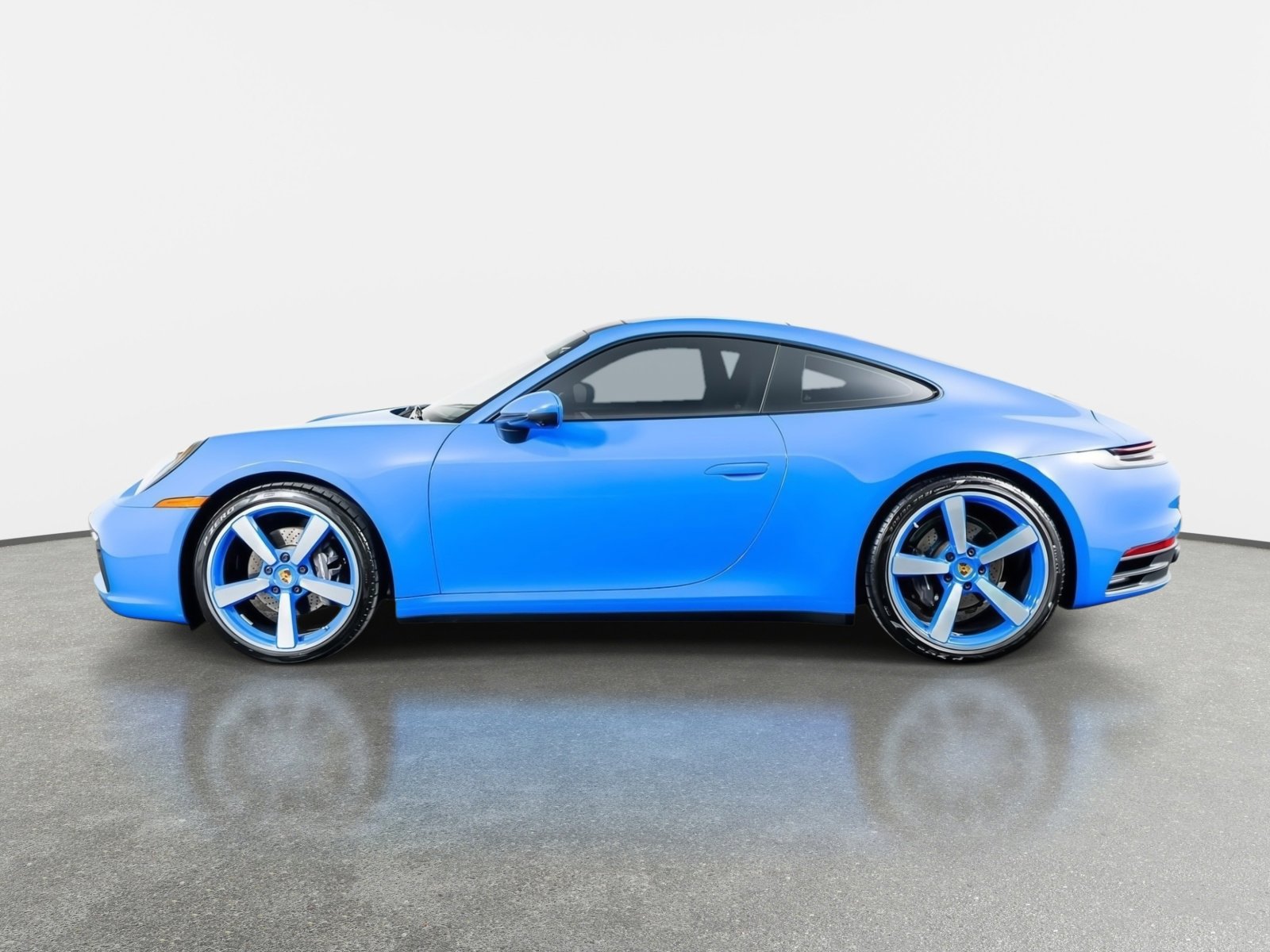 Used 2022 Porsche 911 Carrera RWD image 16