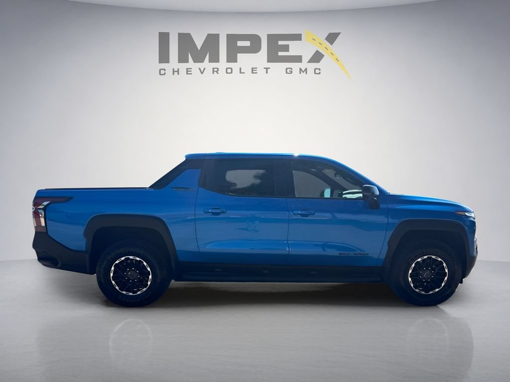 Used 2026 Chevrolet Silverado EV Trail Boss AWD/4WD image 6