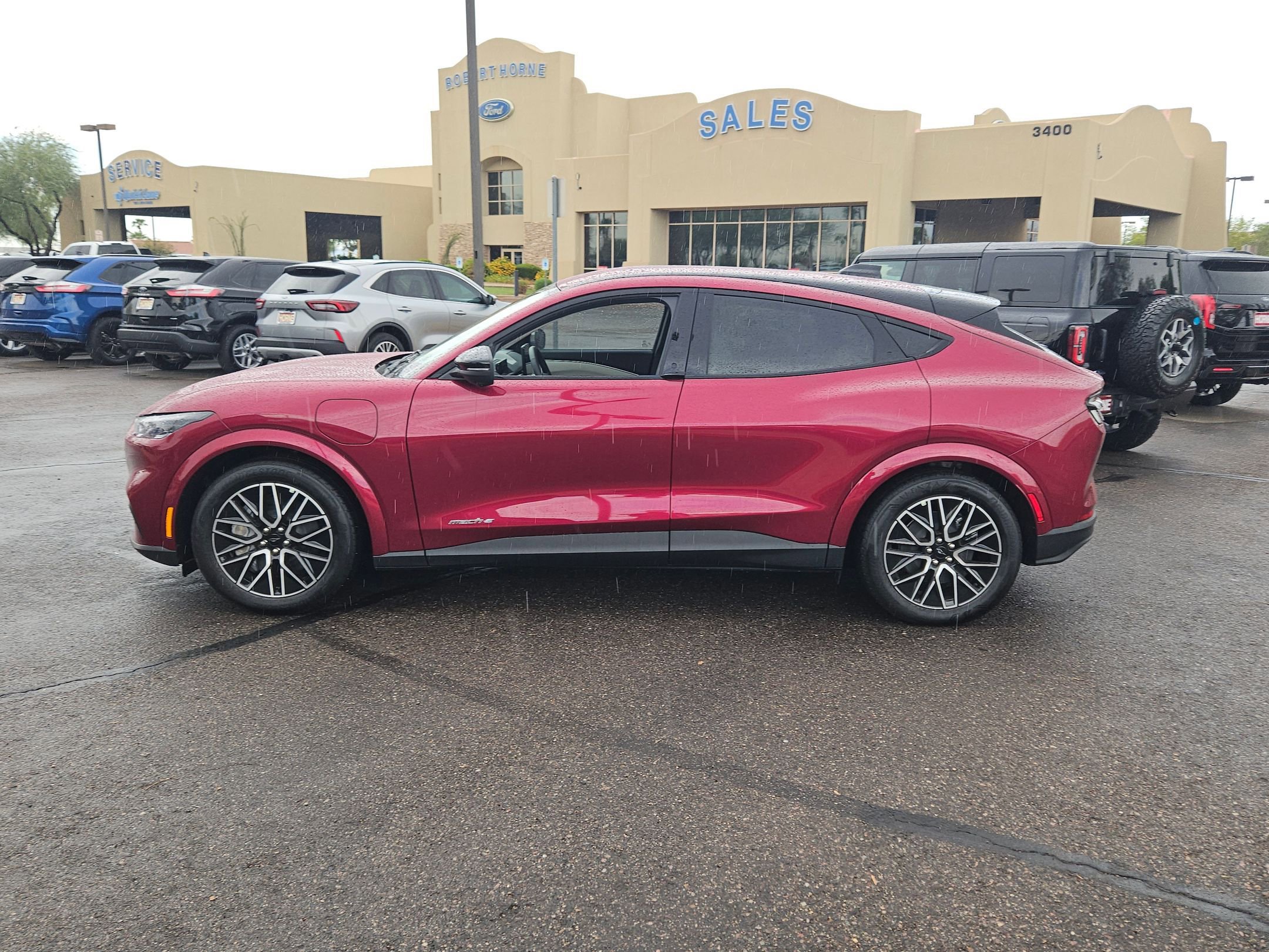 New 2025 Ford Mustang Mach-E Premium image 6