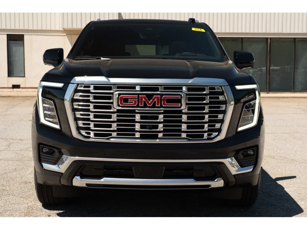 New 2026 GMC Yukon Denali w/ Denali Reserve Package AWD/4WD image 3
