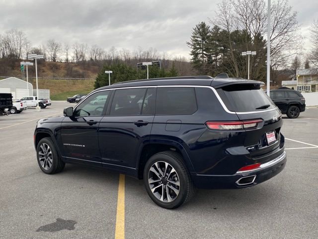 Used 2024 Jeep Grand Cherokee L Overland w/ Luxury Tech Group IV image 3