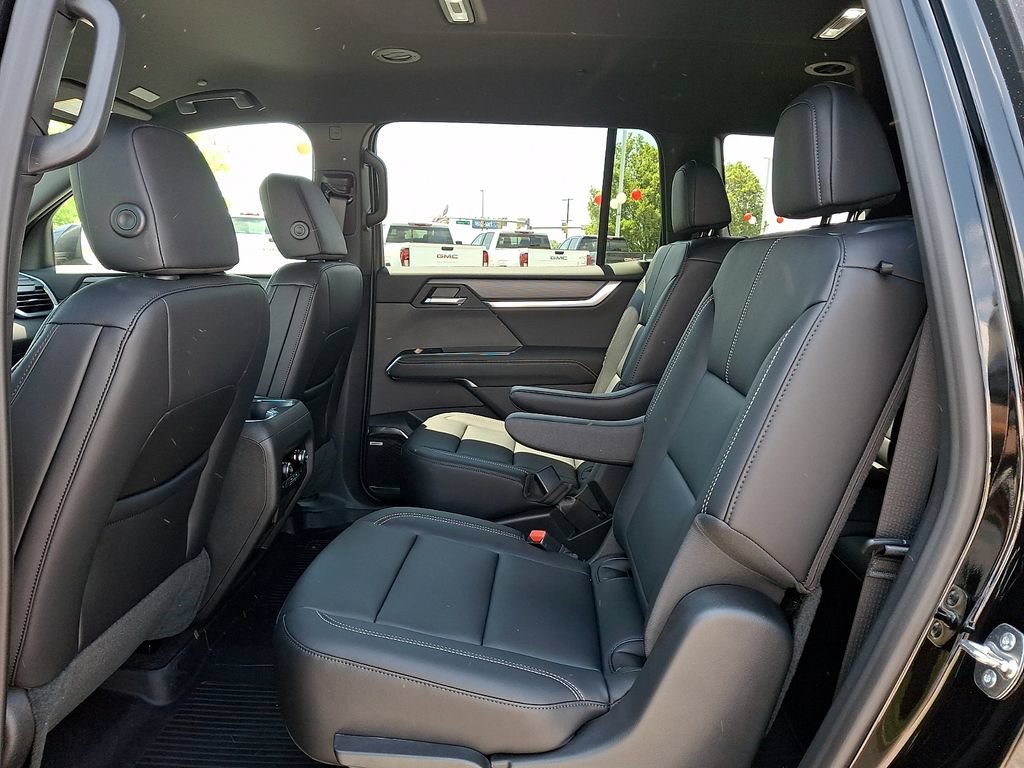 New 2026 GMC Acadia Elevation w/ Elevation Premium Package FWD image 6