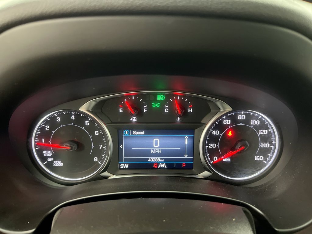 Used 2024 GMC Terrain SLE AWD/4WD image 12