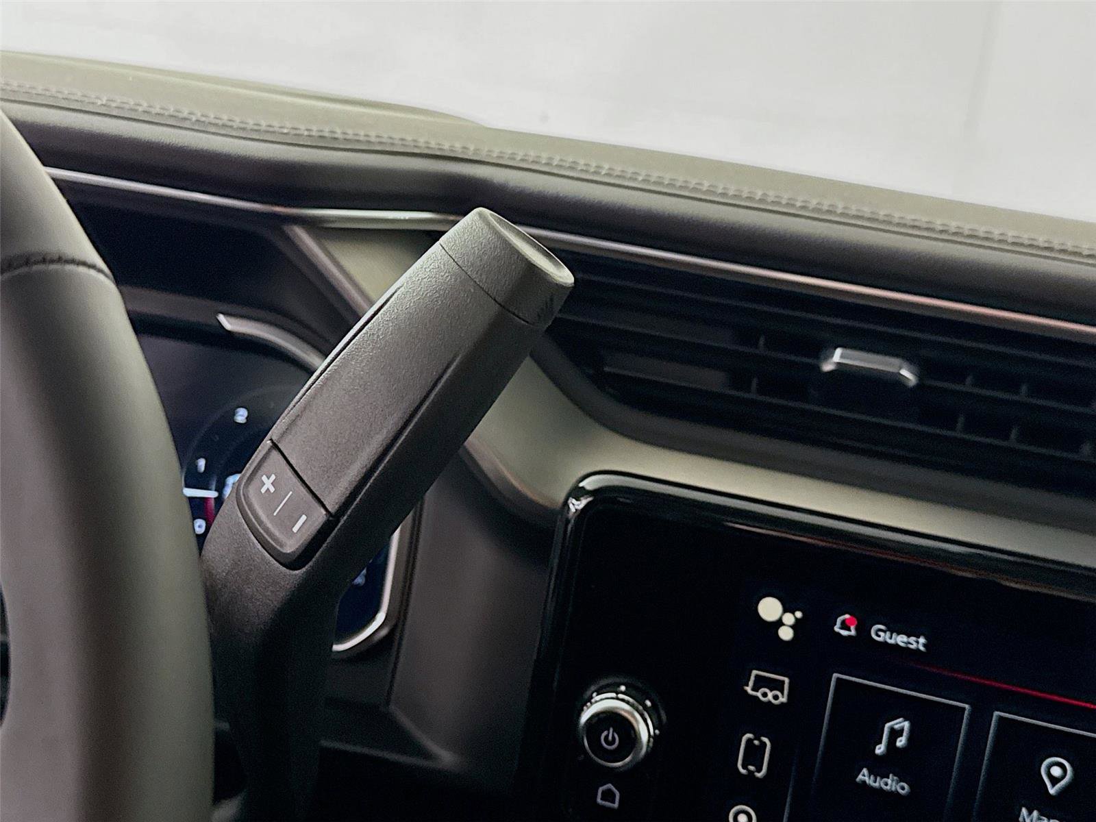 New 2026 GMC Sierra 3500 Denali w/ Denali Reserve Package image 12