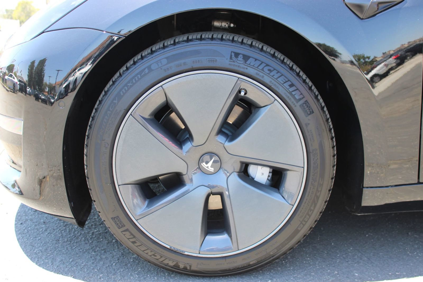 Used 2022 Tesla Model 3 Long Range AWD/4WD image 6