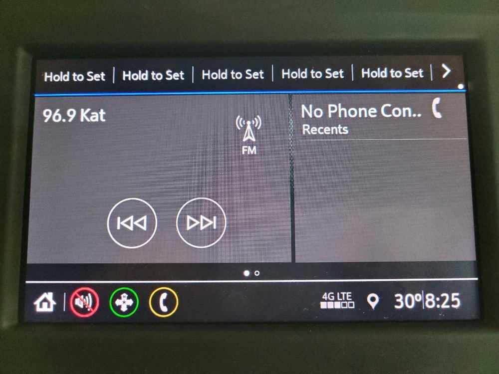 Used 2020 Chevrolet Equinox LT image 25