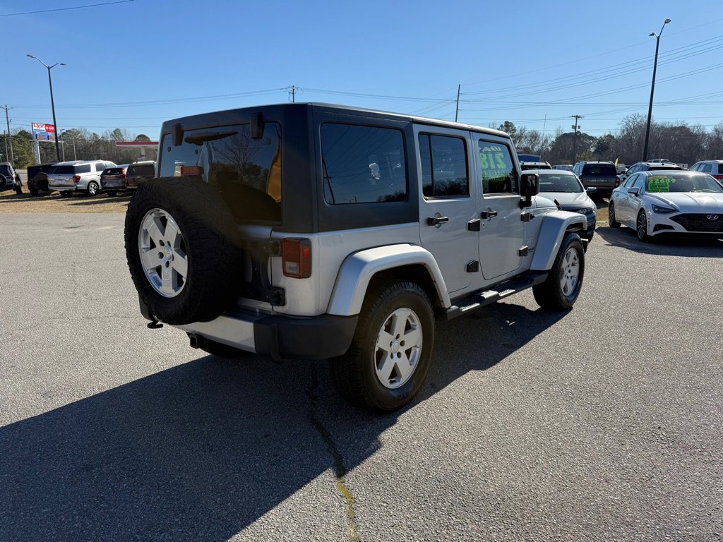 Used 2012 Jeep Wrangler Unlimited Sahara w/ Connectivity Group AWD/4WD image 5