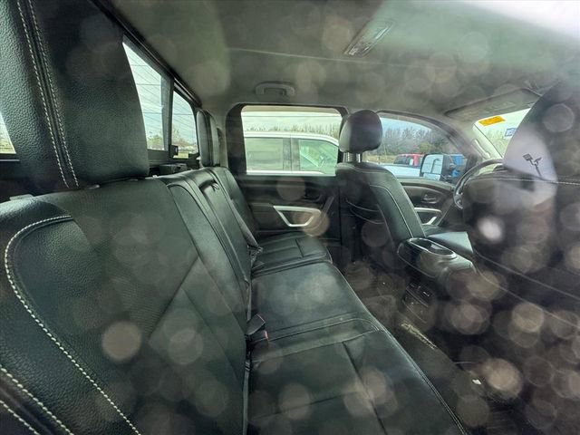 Used 2017 Nissan Titan PRO-4X w/ Pro-4x Convenience Package image 5