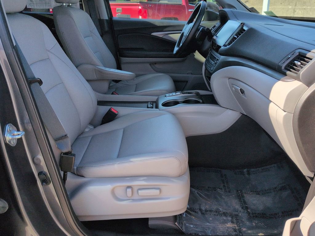 Used 2023 Honda Ridgeline RTL-E image 24