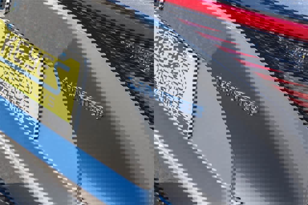 Used 2023 Toyota bZ4X Limited image 12