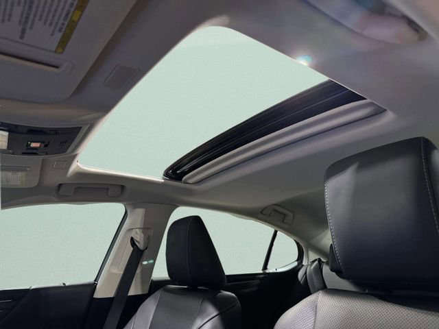 Certified 2024 Lexus ES 300h w/ Premium Package FWD image 23