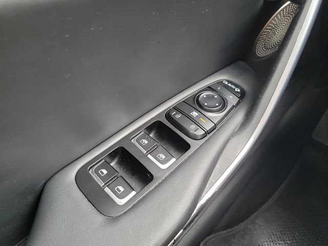 Used 2019 Kia Stinger Premium RWD image 29