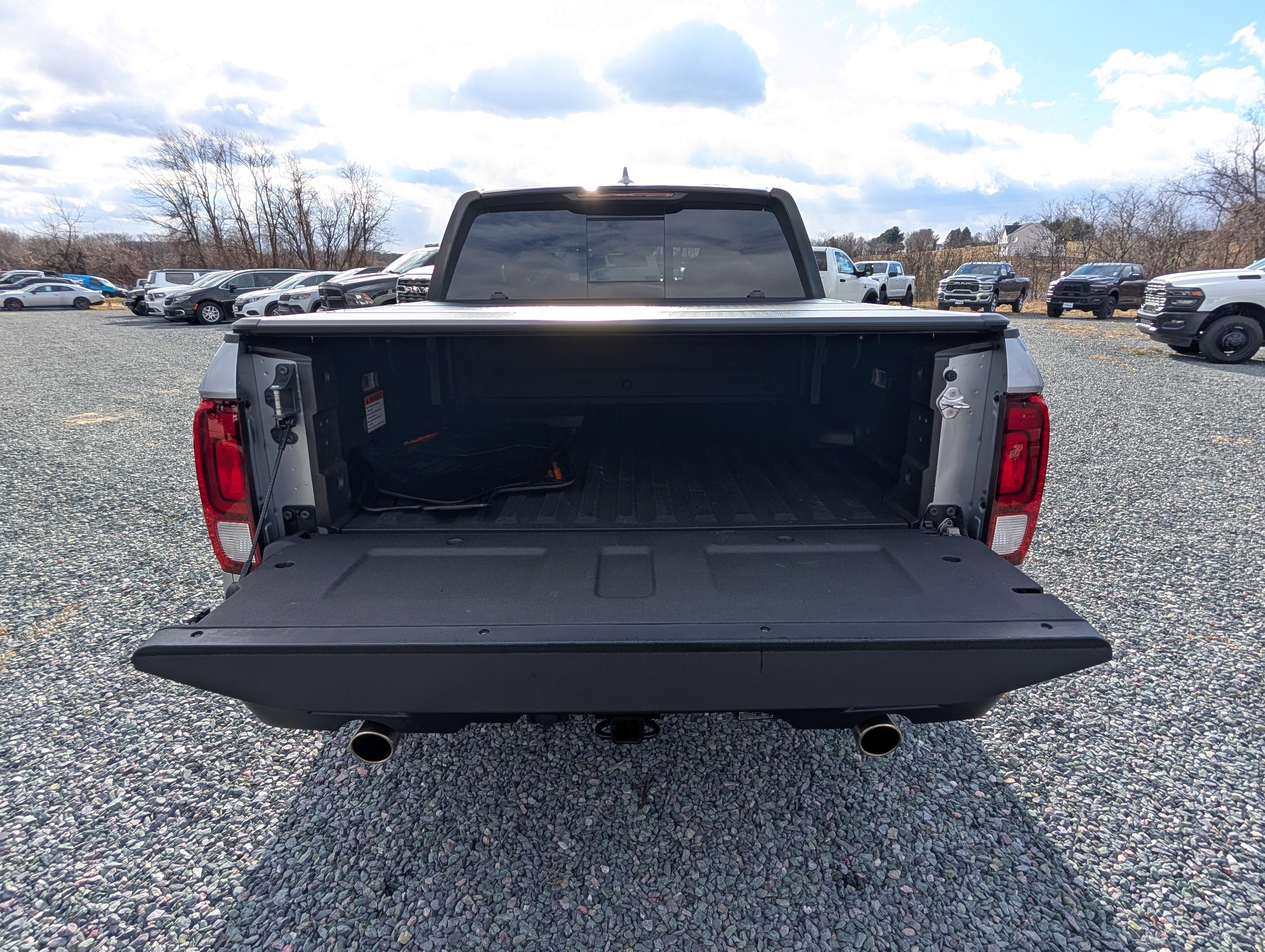 Used 2025 Honda Ridgeline TrailSport image 12