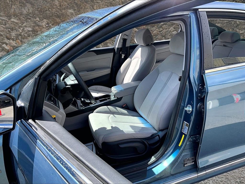 Used 2016 Hyundai Sonata SE image 23