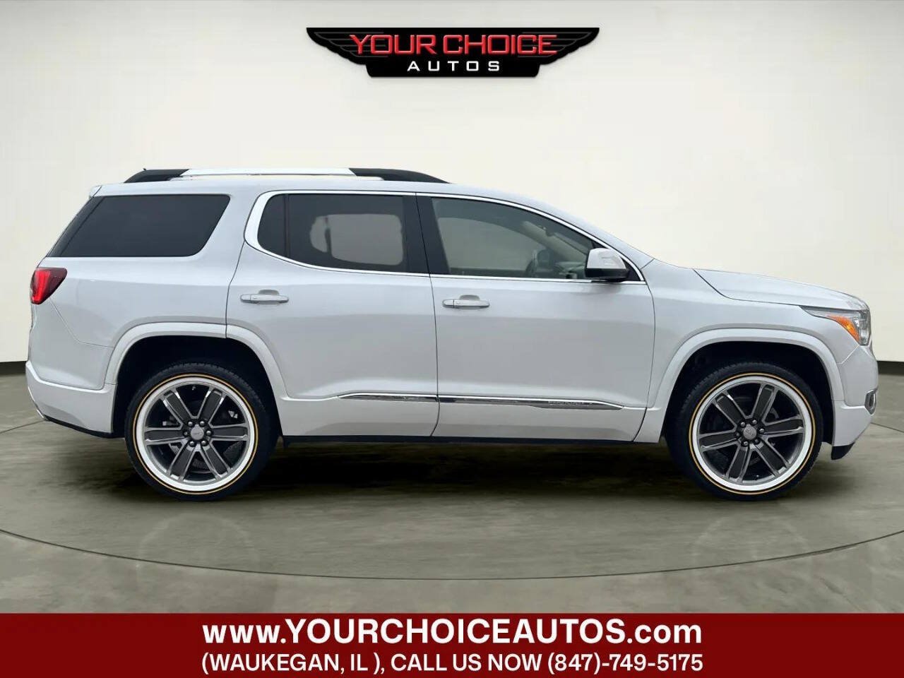 Used 2019 GMC Acadia Denali AWD/4WD image 6