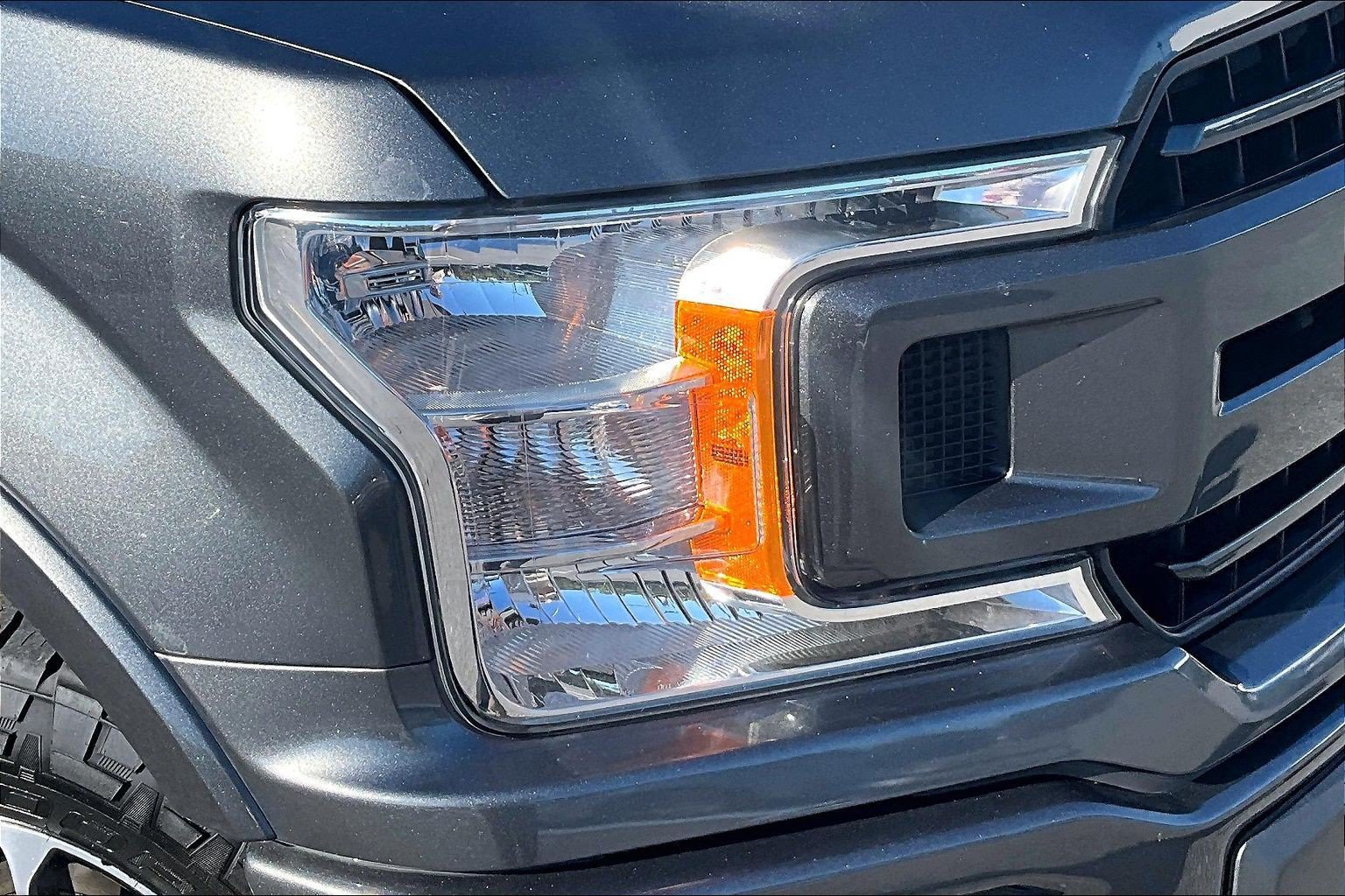 Used 2019 Ford F150 XLT w/ Equipment Group 302A Luxury AWD/4WD image 28
