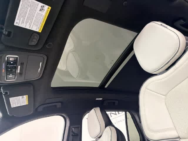 New 2027 Lincoln Aviator Black Label w/ Jet Appearance Package AWD/4WD image 4