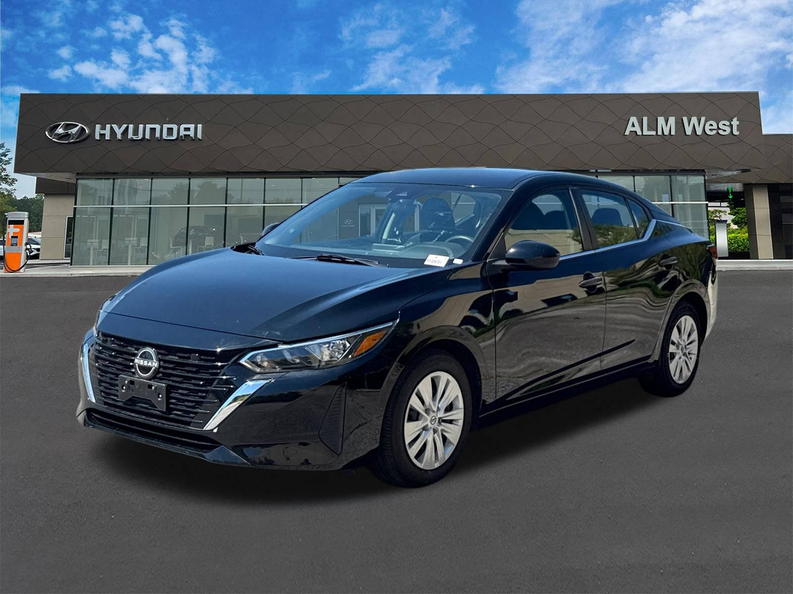 Used 2024 Nissan Sentra S FWD image 1