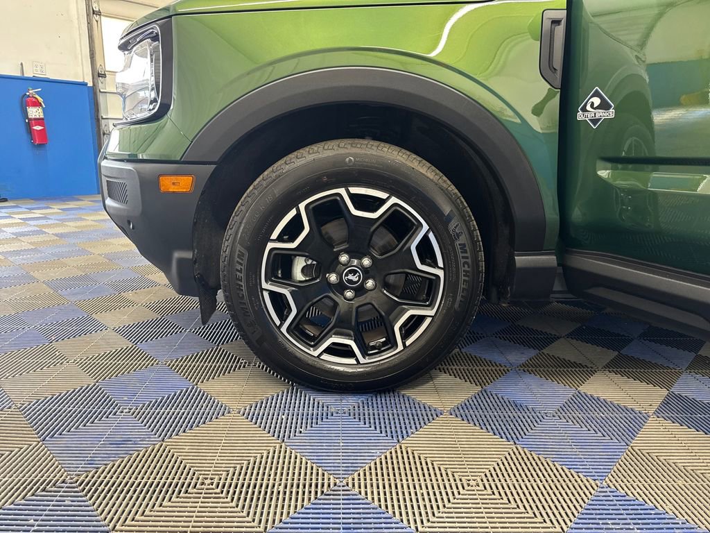 Certified 2025 Ford Bronco Sport Outer Banks w/ Outer Banks Tech Package+ AWD/4WD image 29