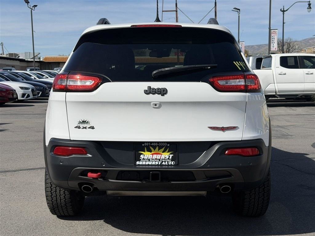 Used 2015 Jeep Cherokee Trailhawk w/ Comfort/Convenience Group image 6
