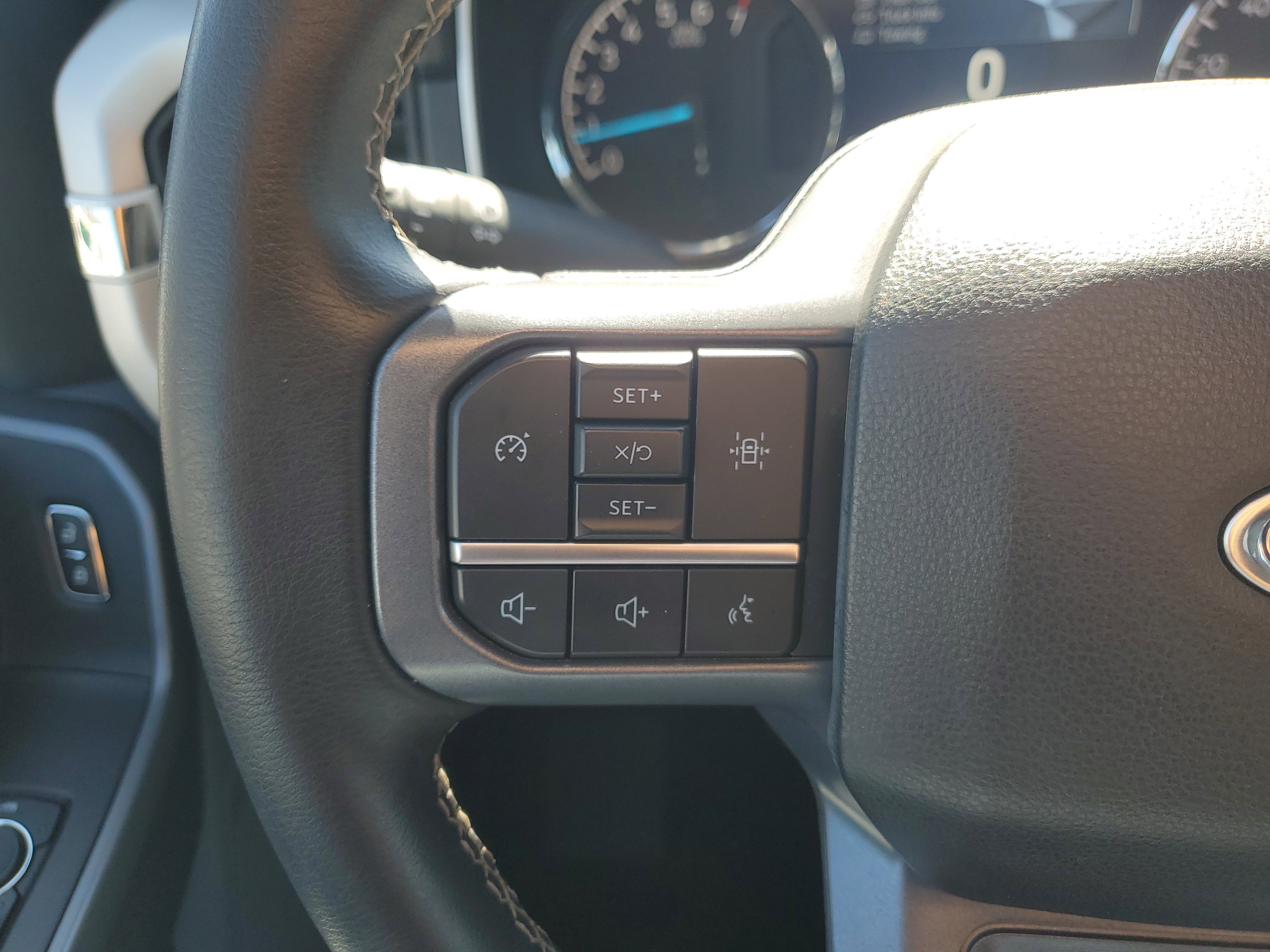 Certified 2023 Ford F150 XLT w/ Equipment Group 301A Mid image 25