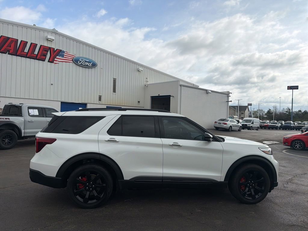 Used 2024 Ford Explorer ST w/ Equipment Group 401A image 16