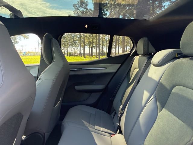 New 2026 Volvo EX30 Cross Country Ultra w/ Protection Package Premier image 22