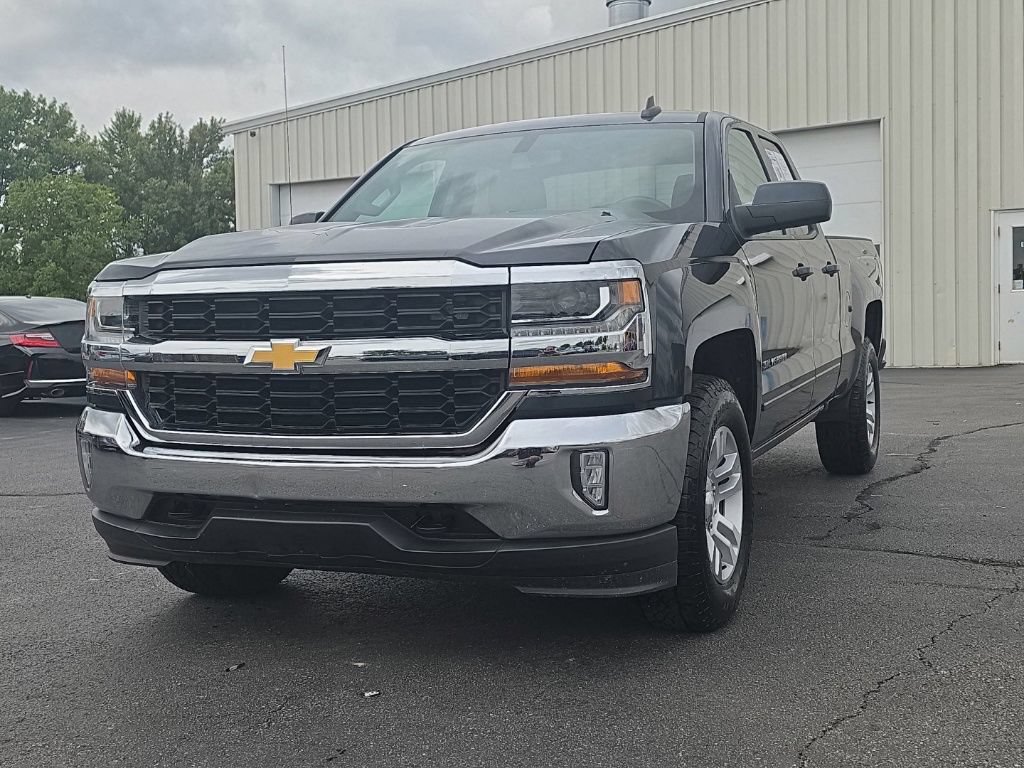 Used 2019 Chevrolet Silverado 1500 LT w/ All Star Edition AWD/4WD image 3