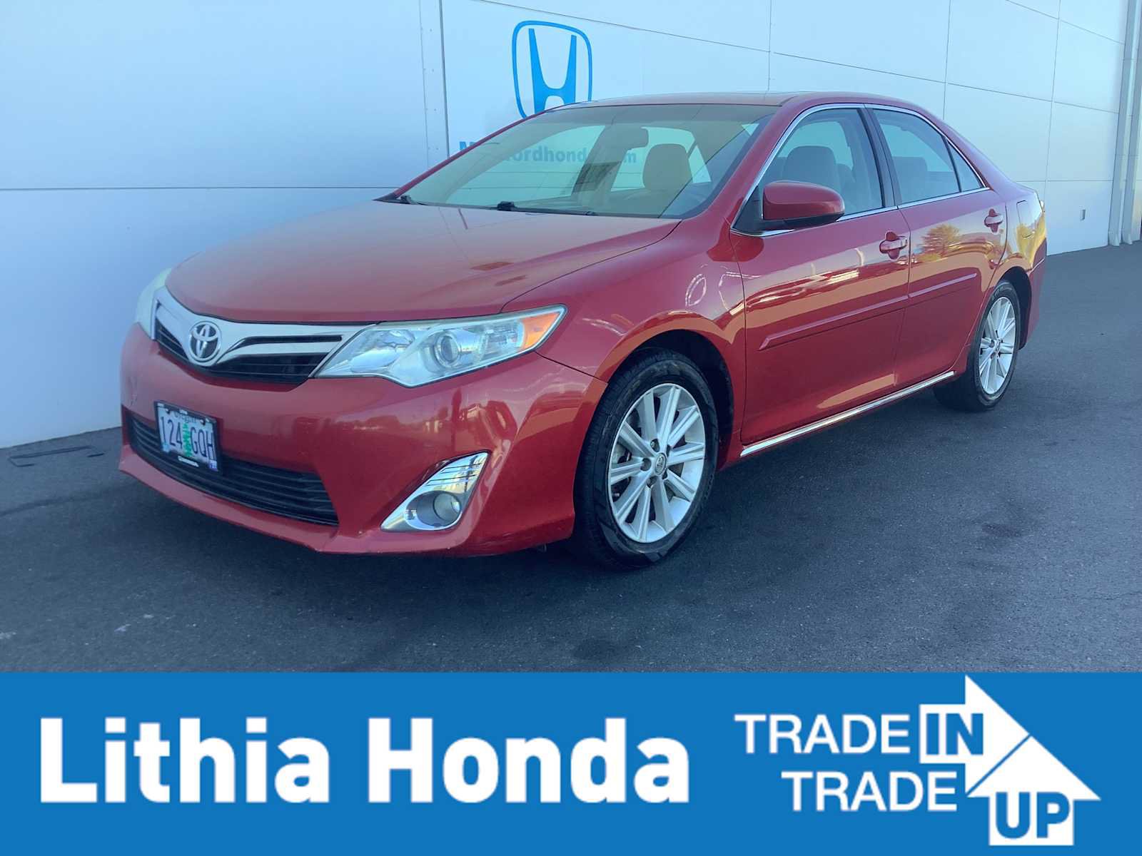 Used 2013 Toyota Camry XLE w/ Leather Pkg