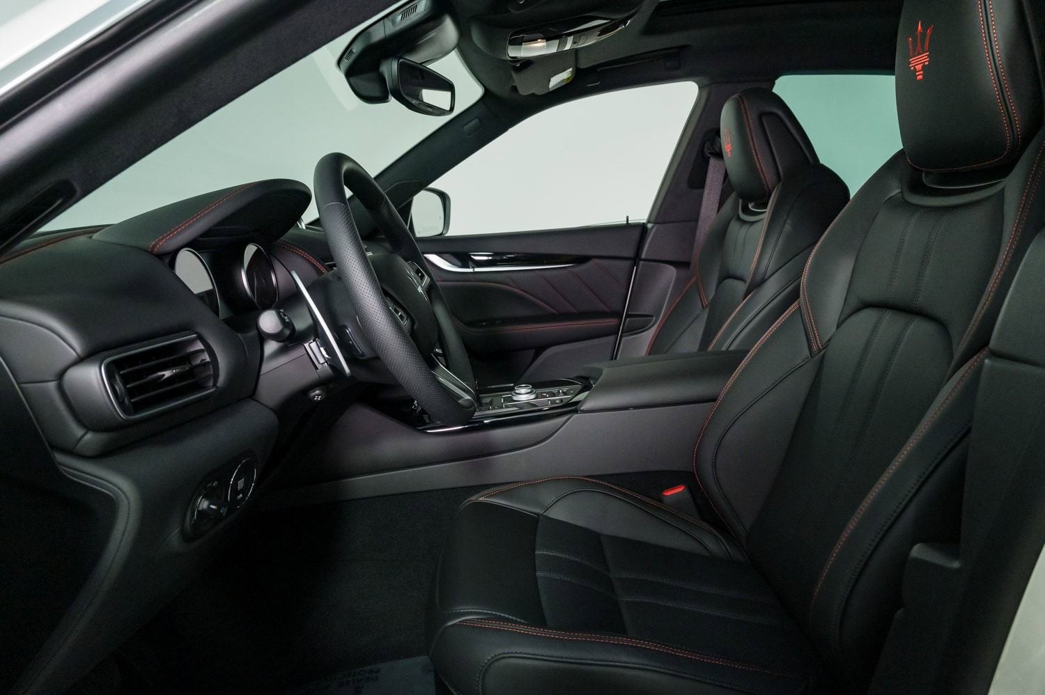 Used 2024 Maserati Levante Modena Ultima image 18