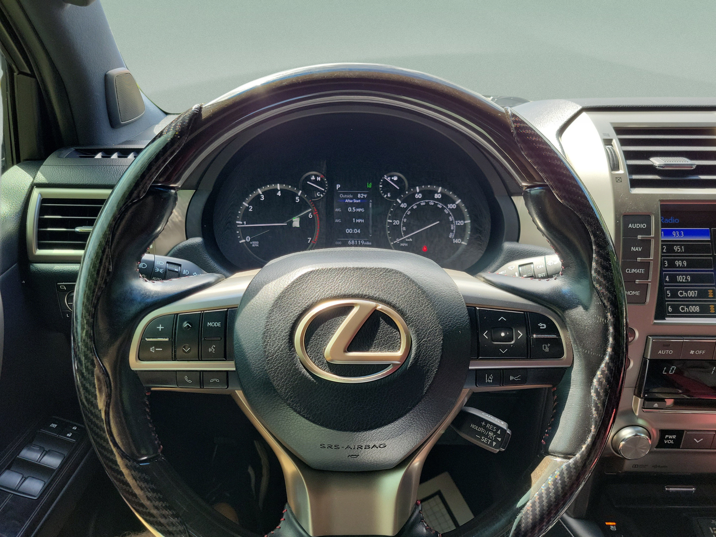 Used 2021 Lexus GX 460 Premium w/ Premium Package AWD/4WD image 17