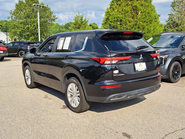 Used 2024 Mitsubishi Outlander ES AWD/4WD image 7