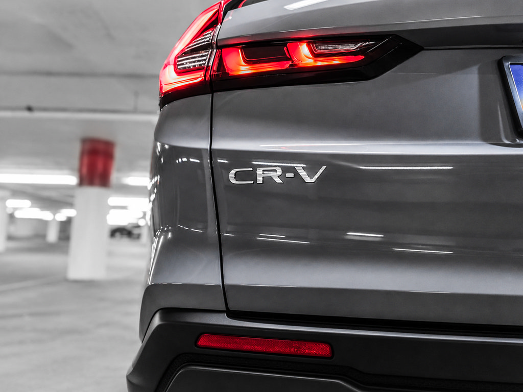 Used 2025 Honda CR-V EX-L image 9